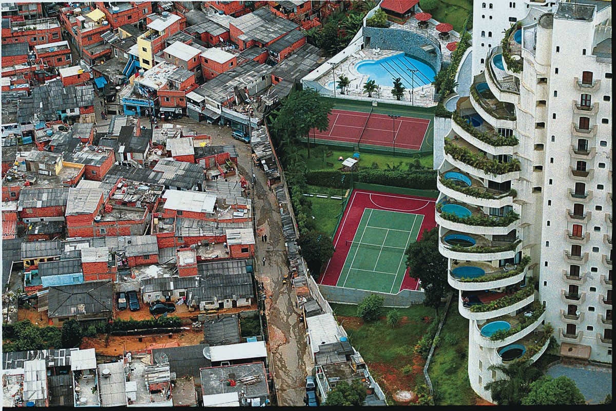 Luxury condo in São Paulo, Brazil, neighboring the Paraisópolis slum'Brazil is one of the most inequal countries in the world