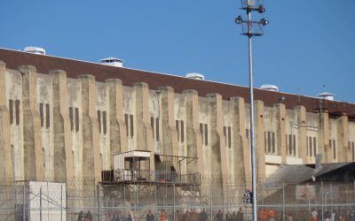 Overcrowding and crammed cells expose San Quentin prison inmates